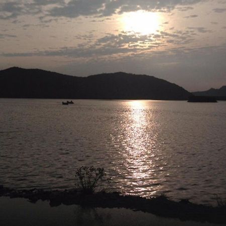 Regenta Central Jal Mahal, Jaipur Eksteriør billede