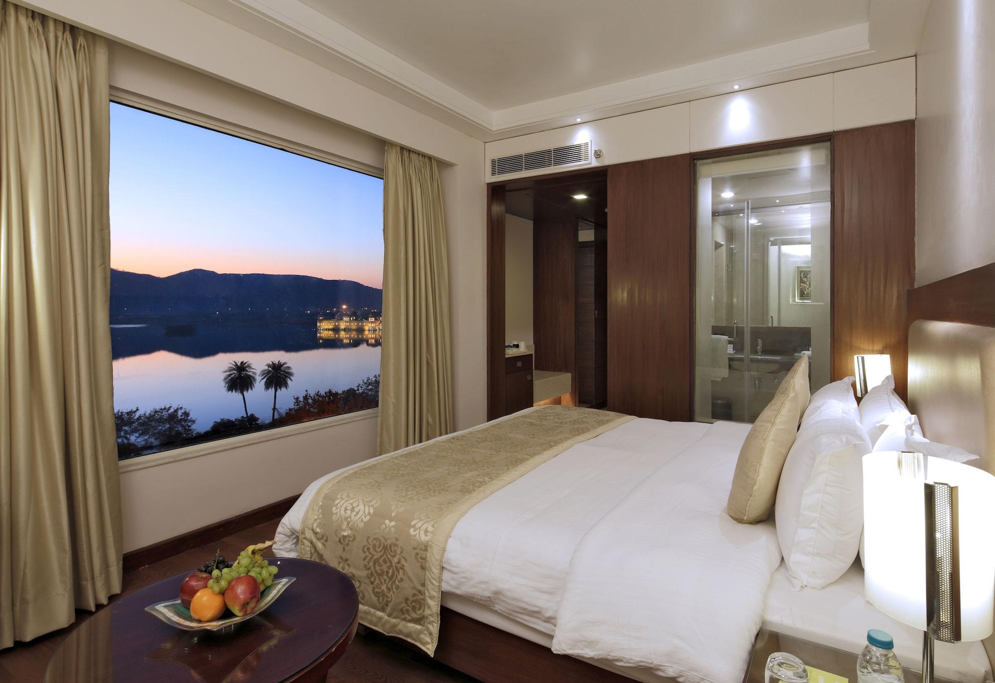 Regenta Central Jal Mahal, Jaipur Eksteriør billede